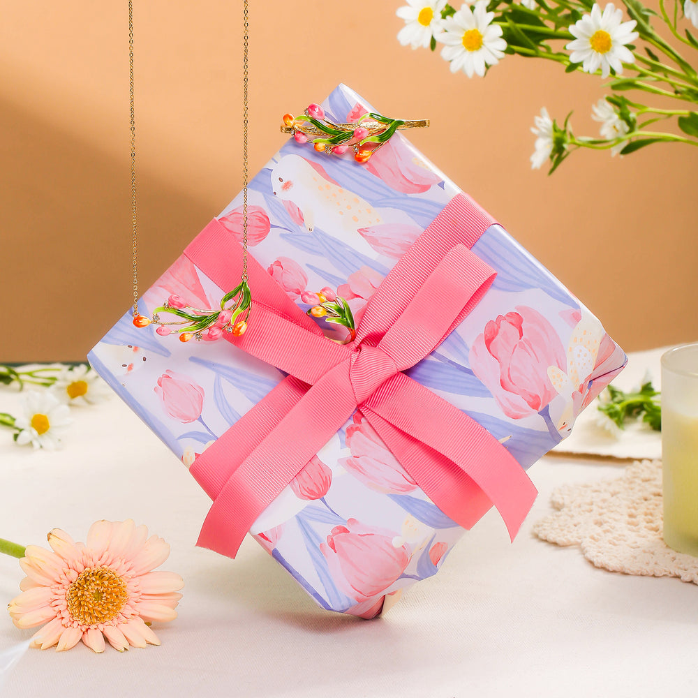 Tulip Jewelry Set with Gift Wrapping