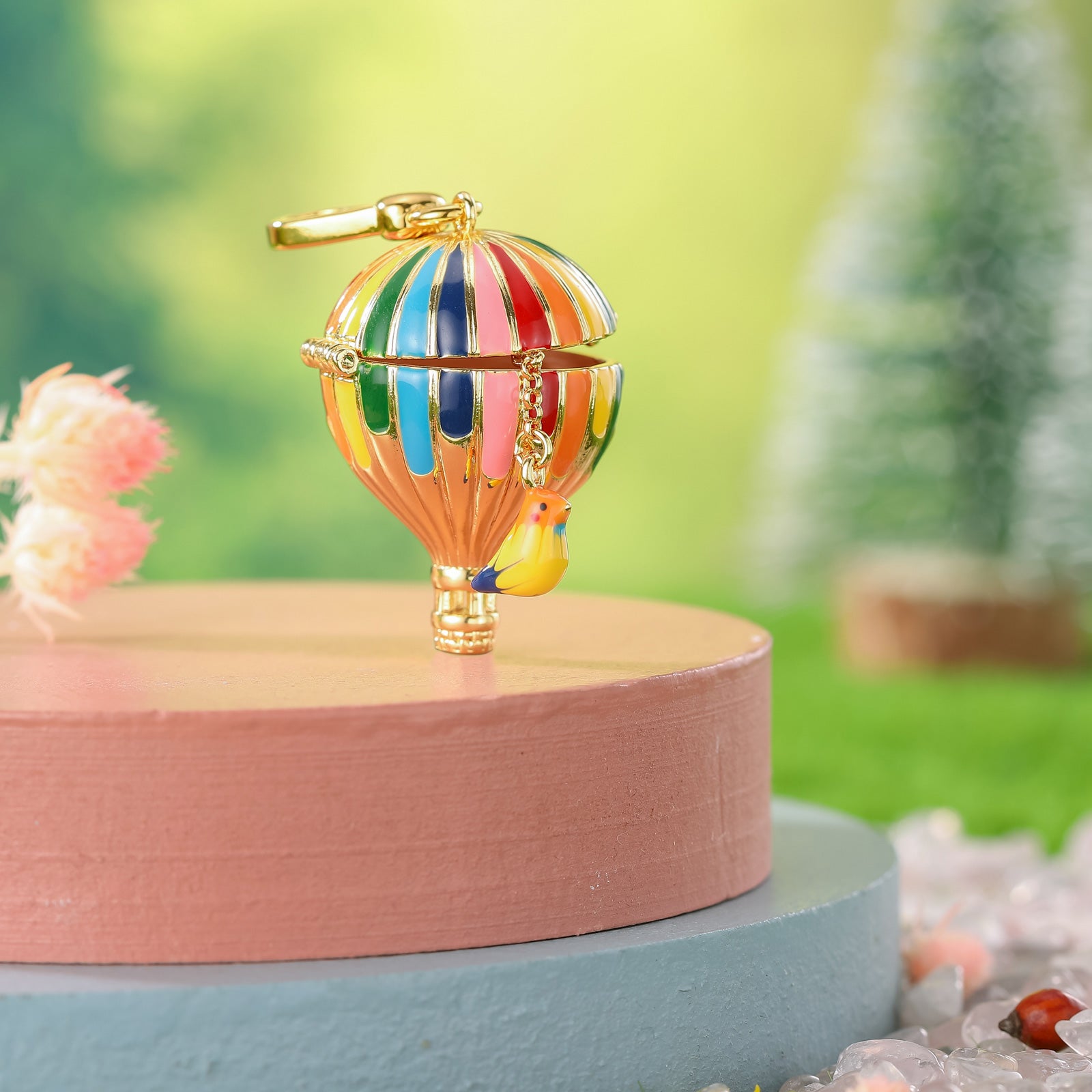 hot air balloon pendant bird necklace