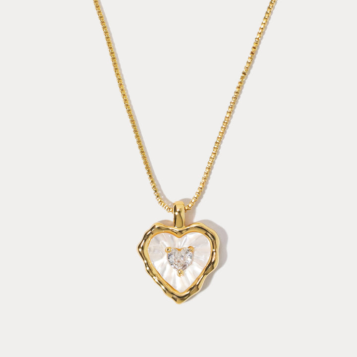 Shell Heart Pendant Necklace