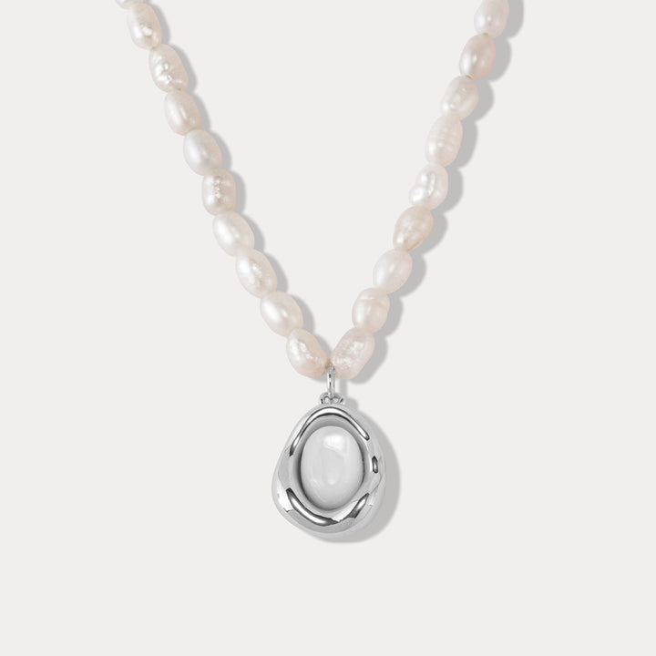 Teardrop Pearl Necklace