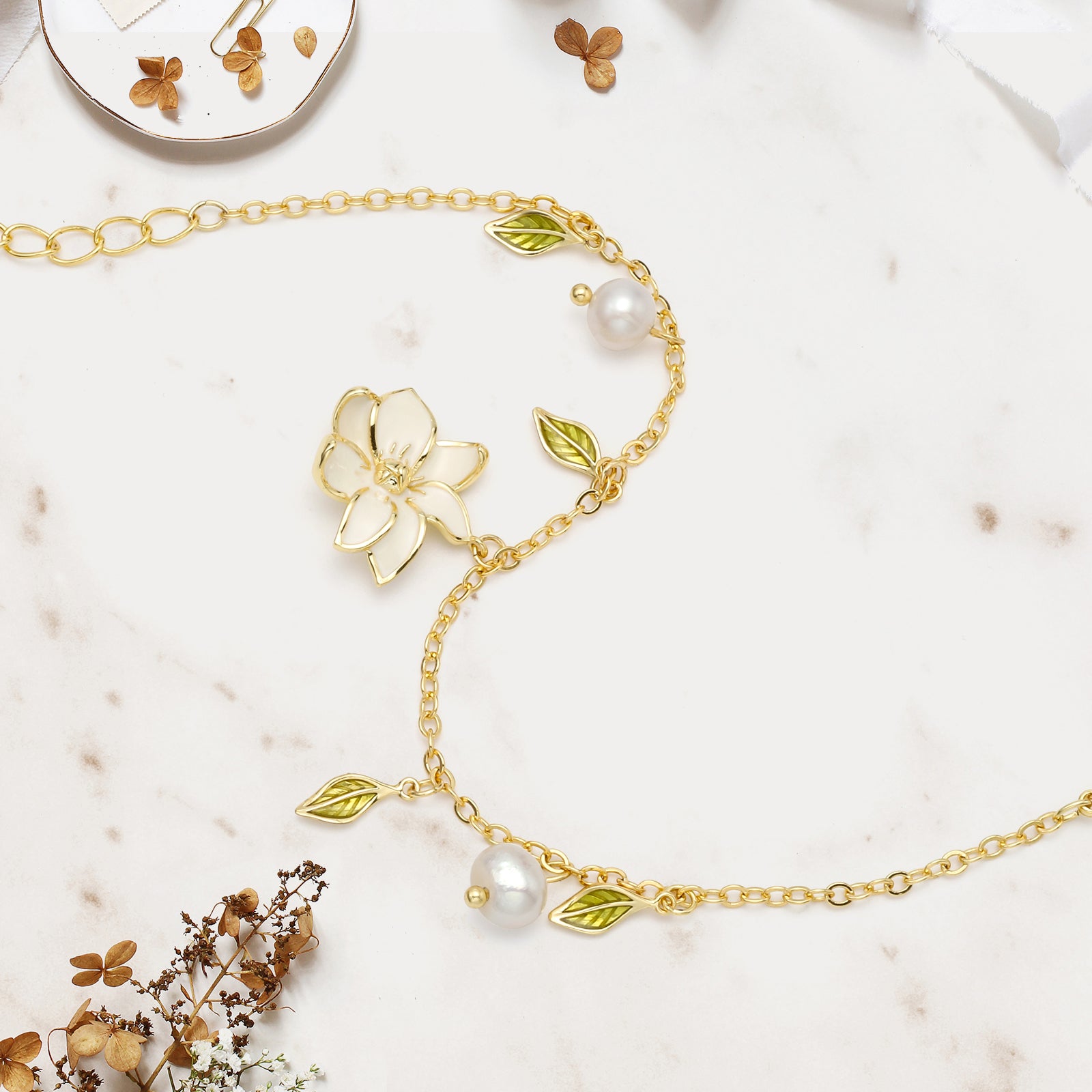 Gardenia Pearl Charm Bracelet
