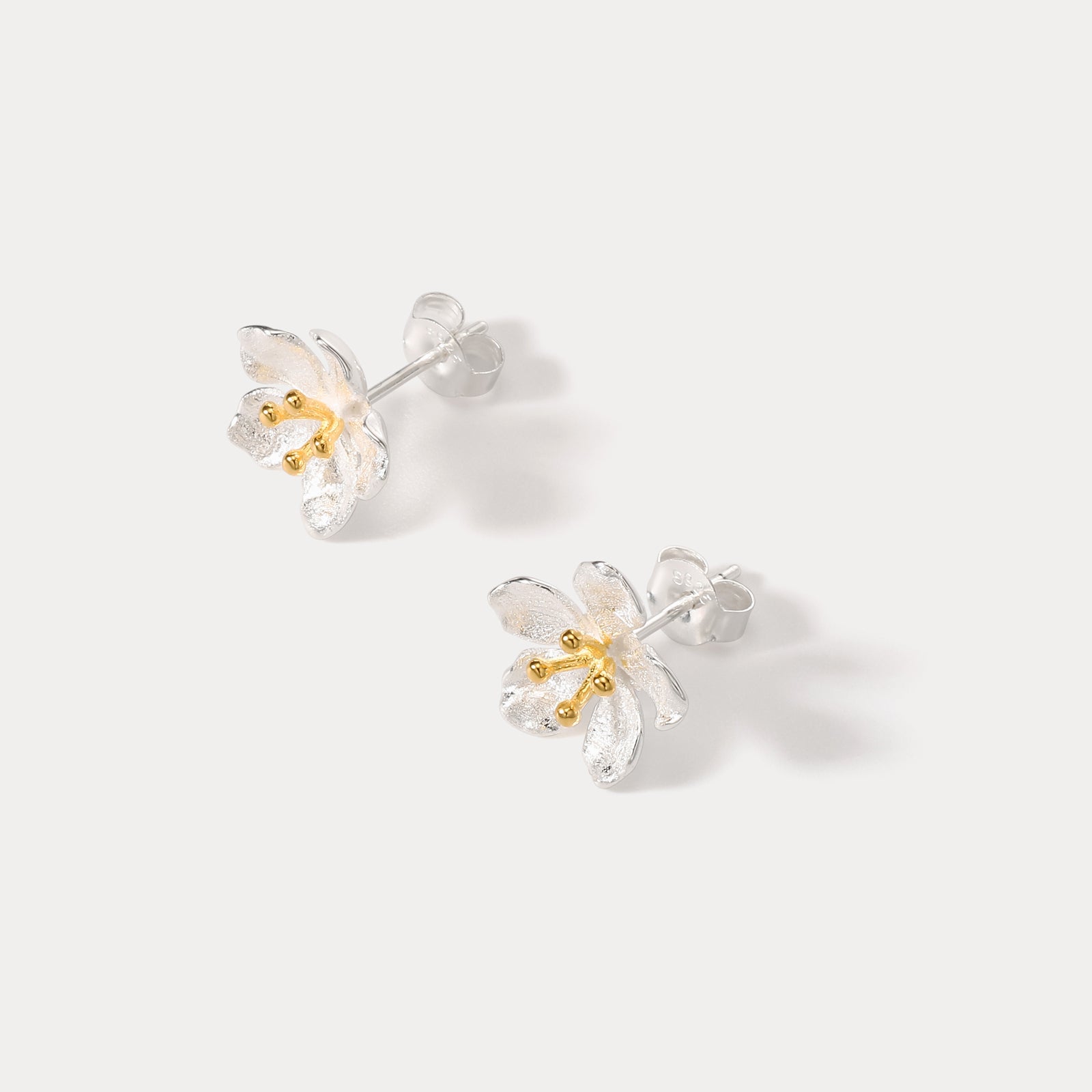 Peach Gold Flower Stud Earrings