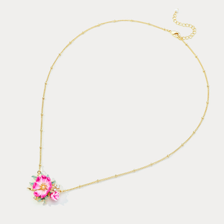 Collier de pivoine