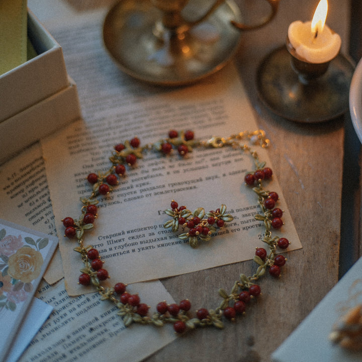 Cranberry Brooch