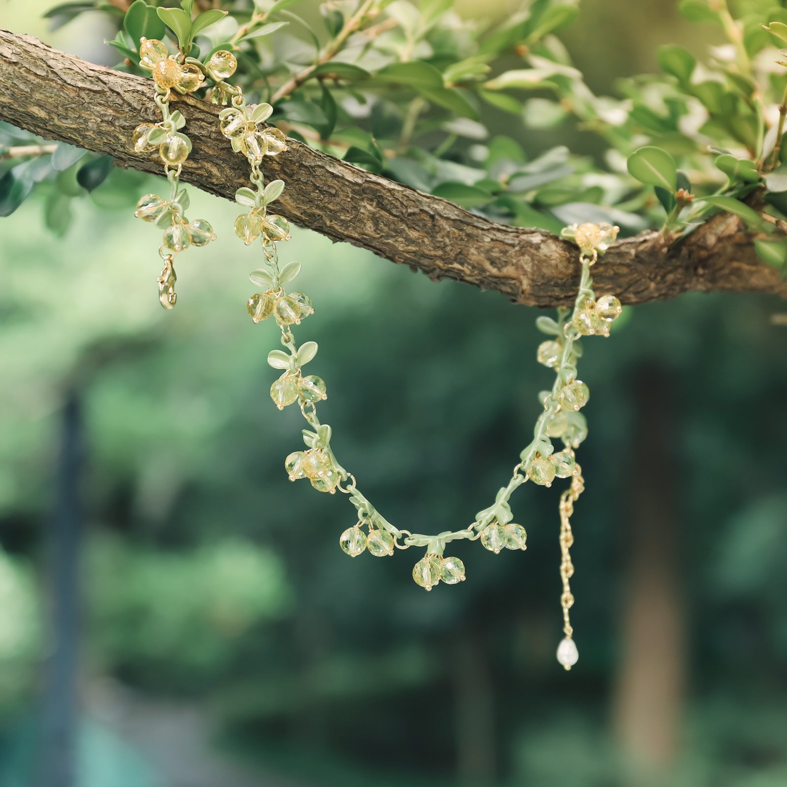 White Currant Berry Necklace