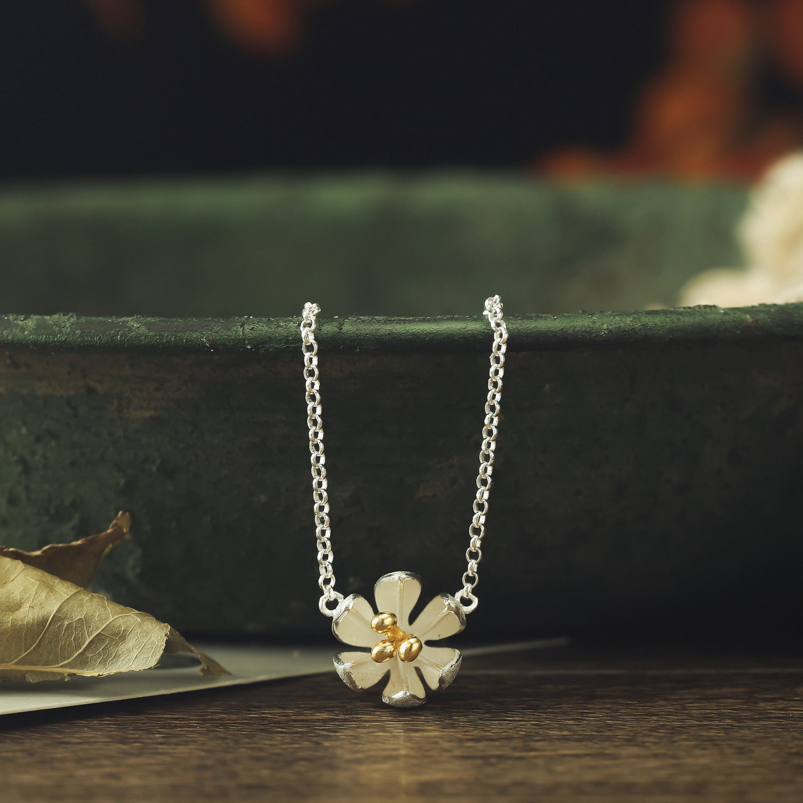 Fresh Blooming Flower Dainty Necklace