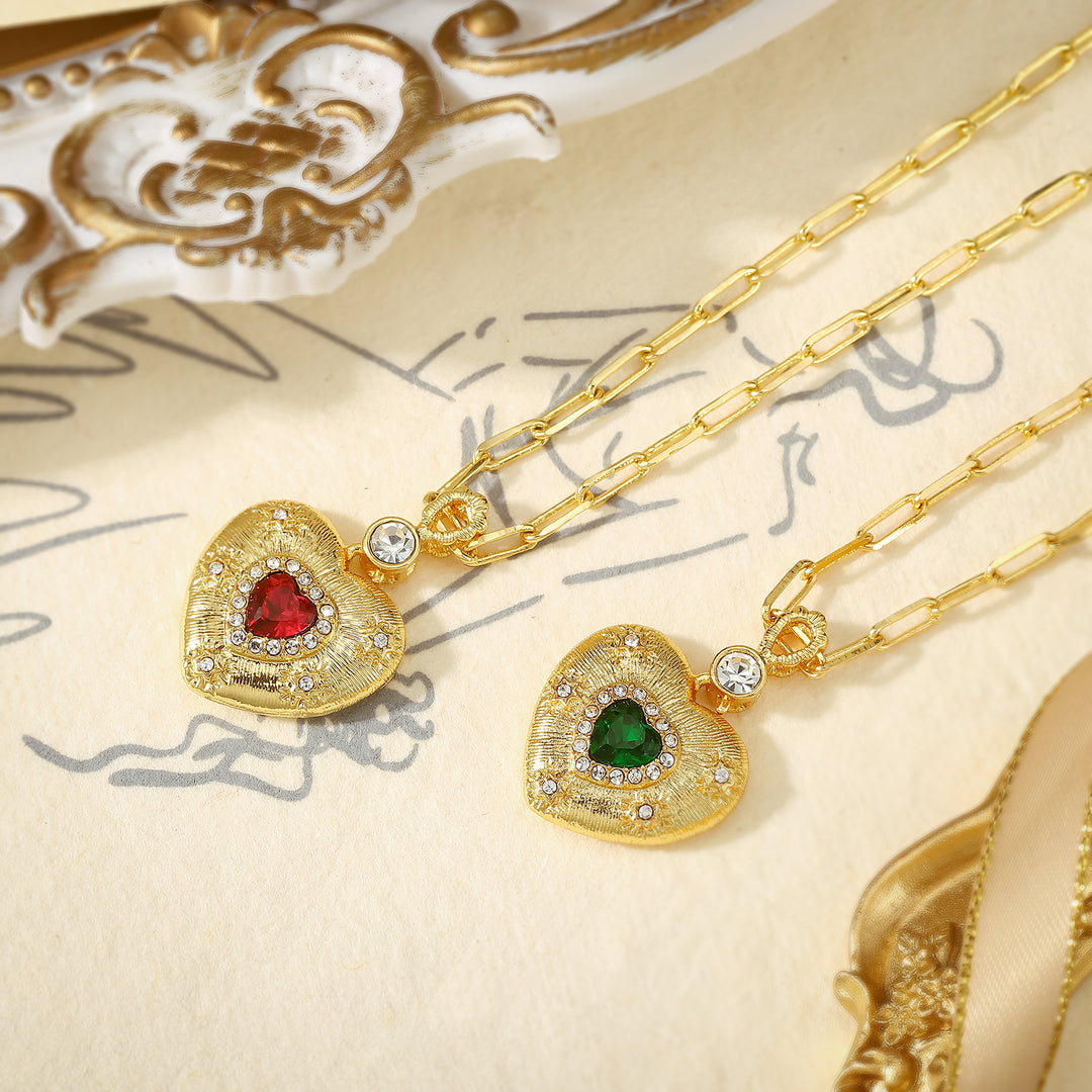 Emerald Mini Heart Necklace Set