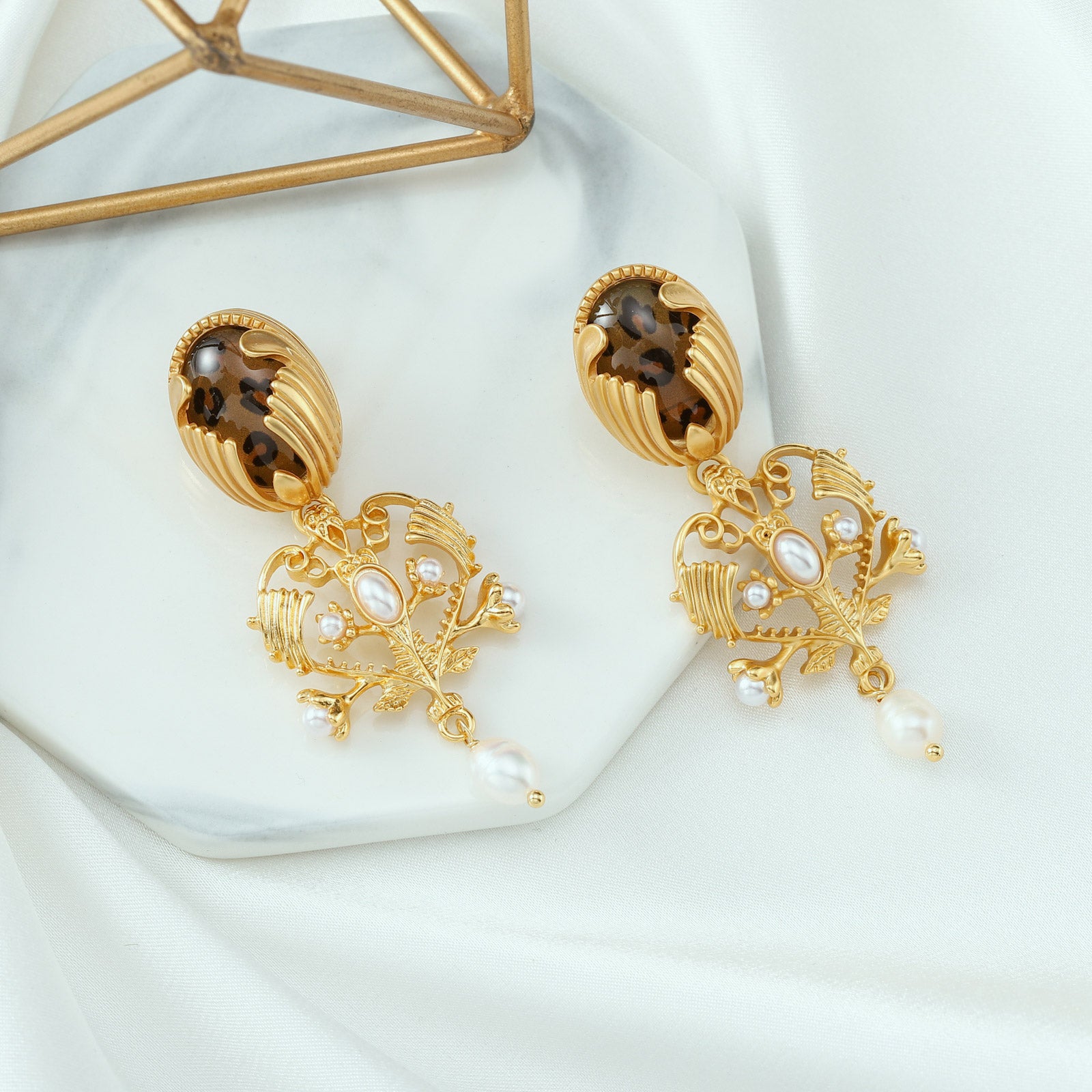 Vintage Baroque Chandelier Pearl Earrings
