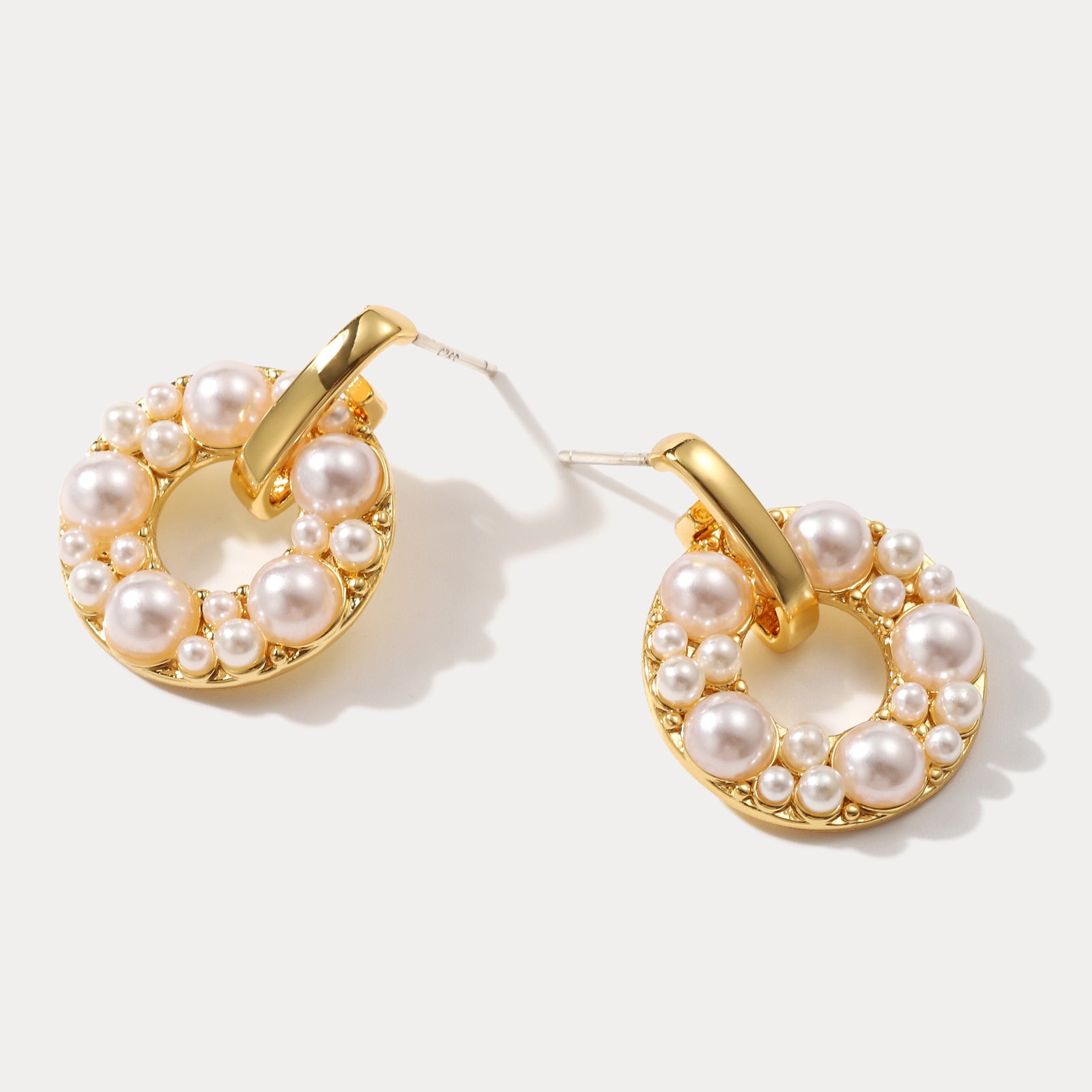 Pearl Gold Circle Earrings Set