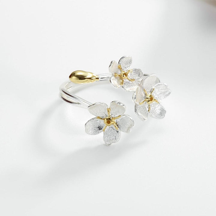 Anello di fiori da non dimenticare