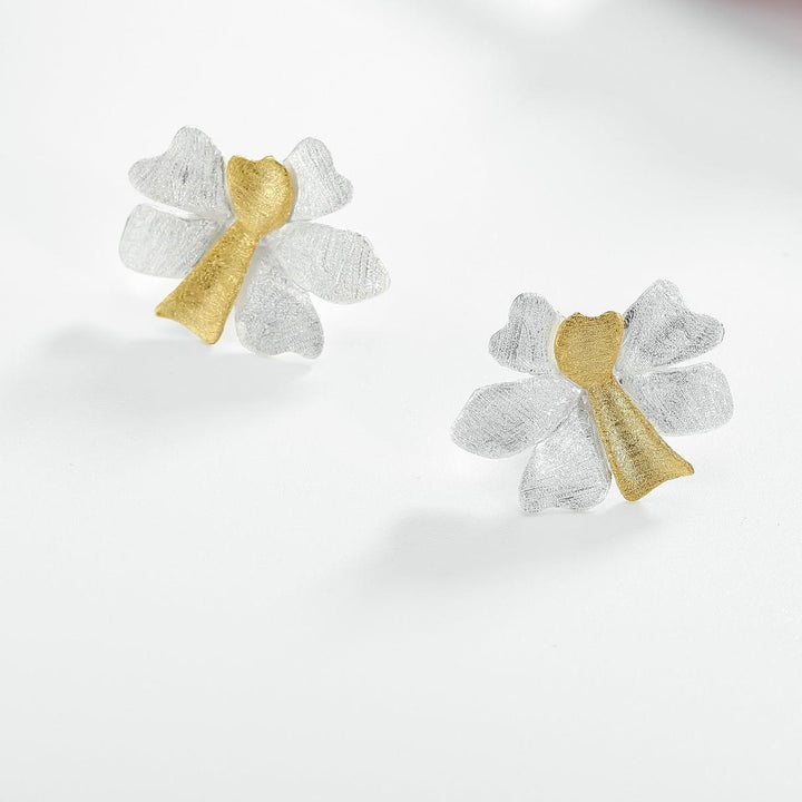 Pendientes de sementales de flores