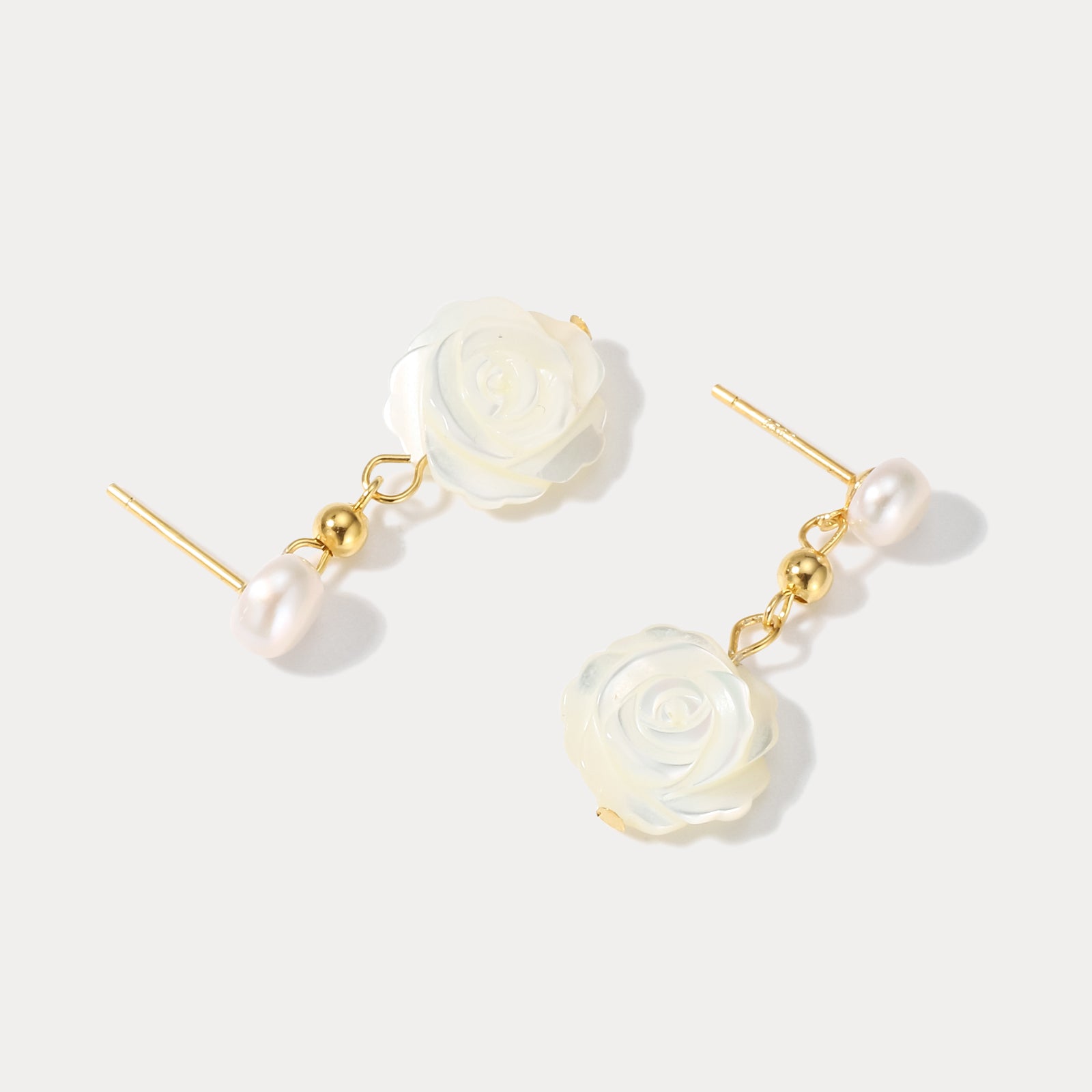 Rose Pearl Studs Earrings 