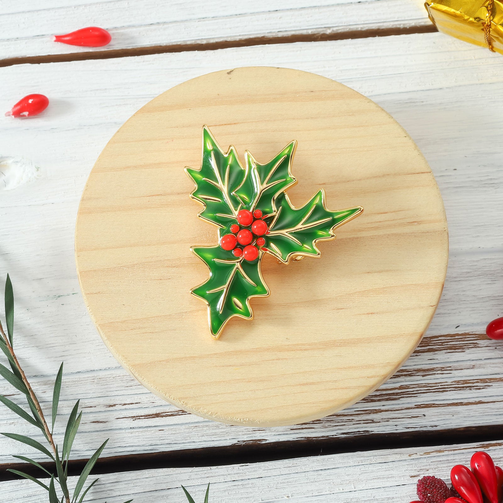 Merry Christmas Holly Brooch Bouquet