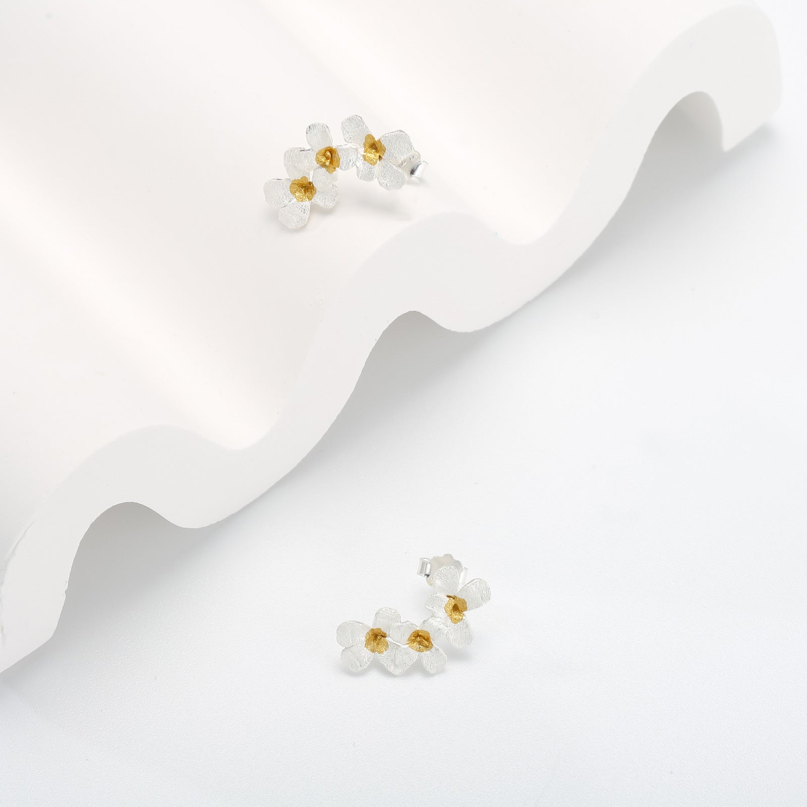 Gold Forget-Me-Not Flowers Earrings