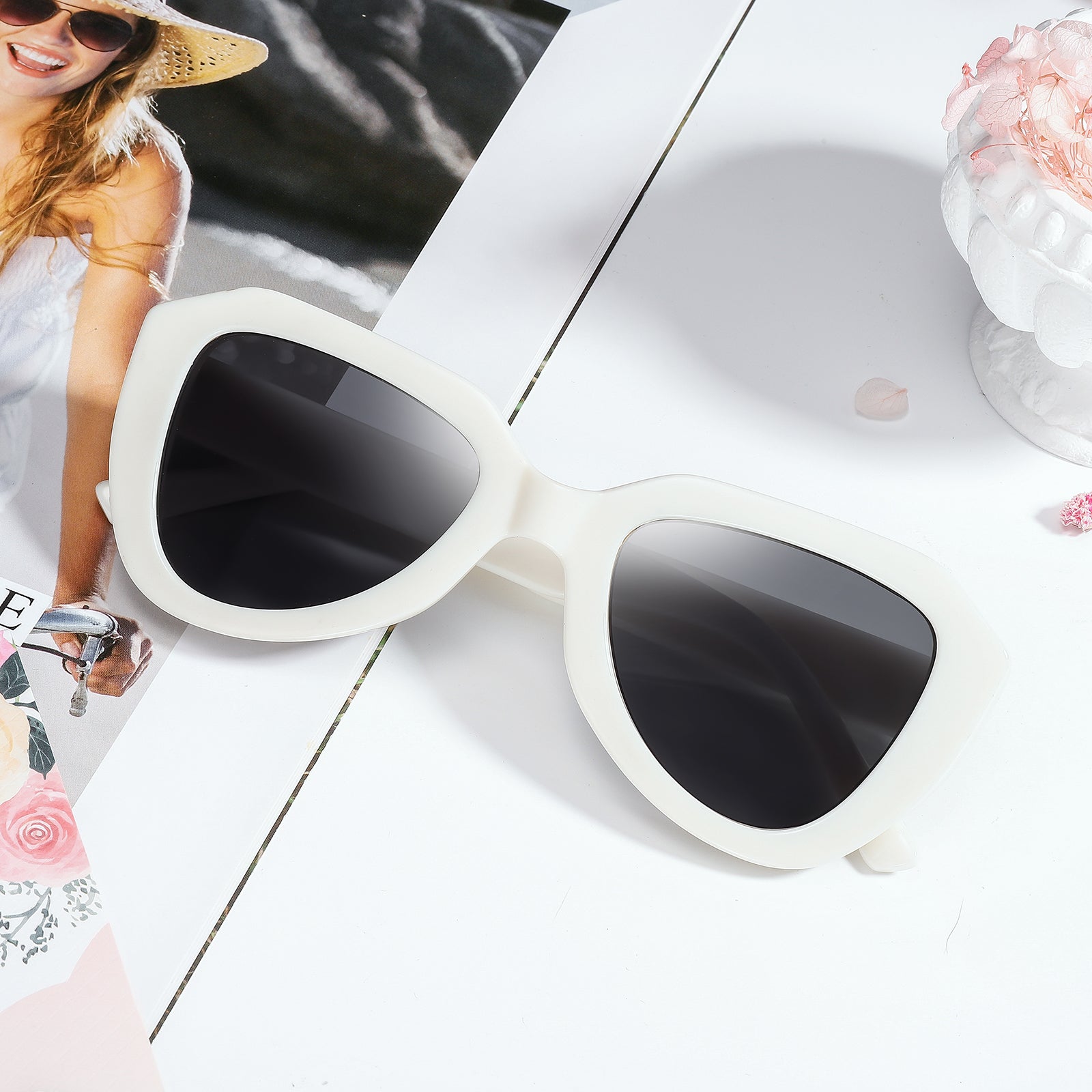 White Irregular Women's Vintage Sunglasses