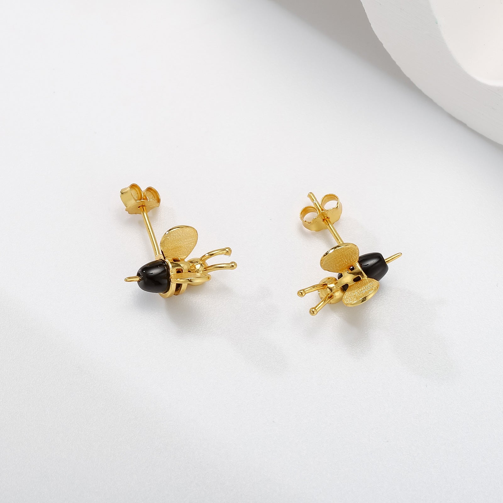 Honey Bee Stud 18k Gold Earrings