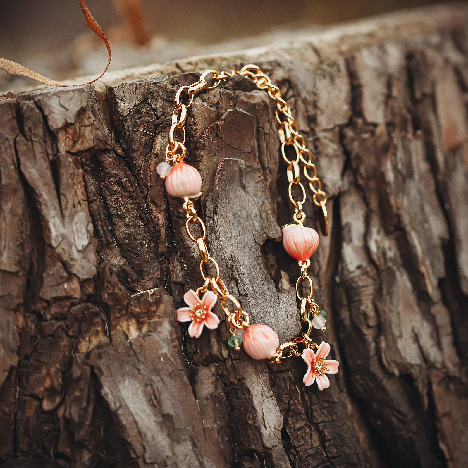 peach blossom fashion bracelet