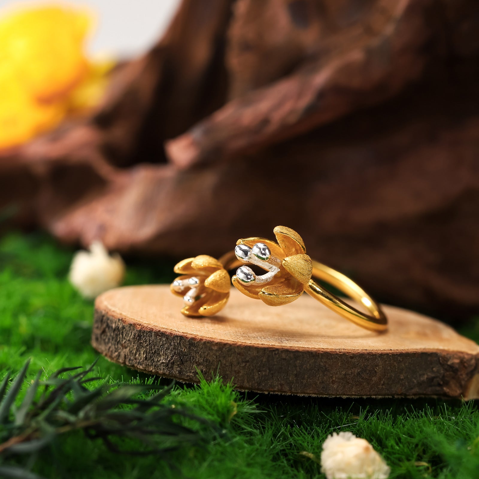 Magnolia Figo Adjustable 18k Gold Ring