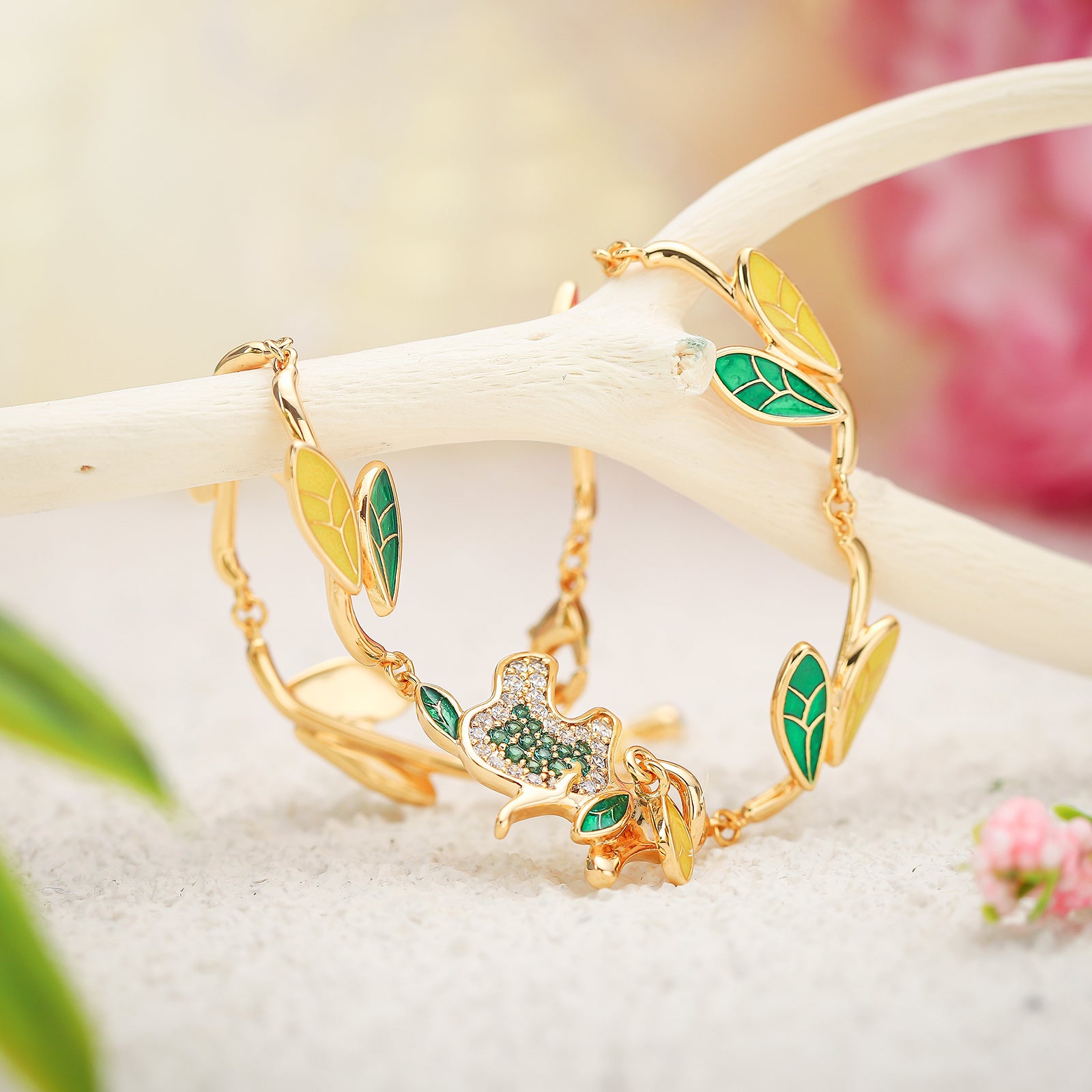 Green Leaf Gold Diamond Bracelet