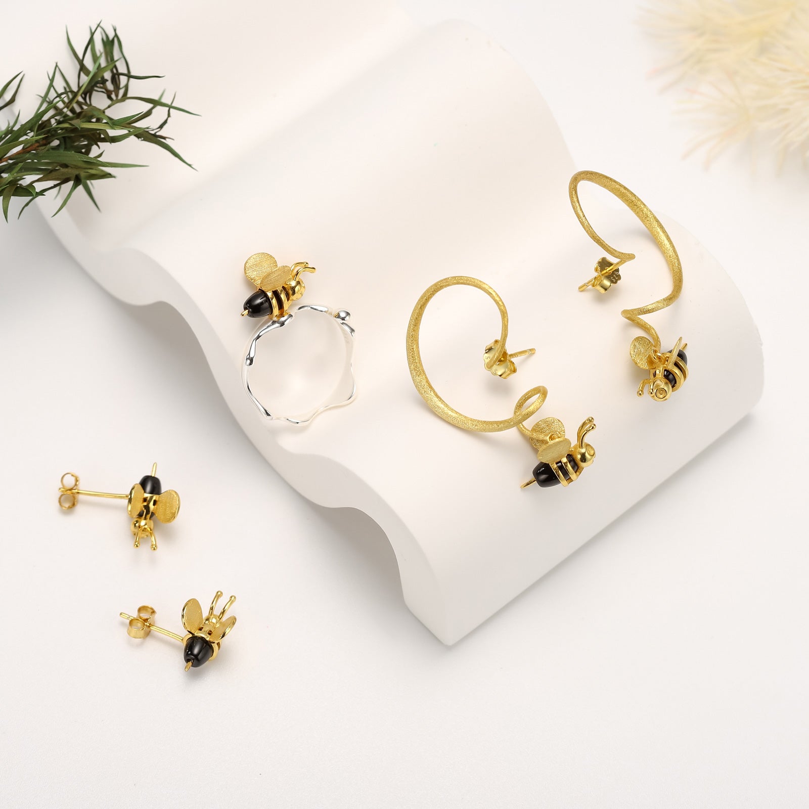 Honey Bee Stud Earrings Silver Jewelry Set