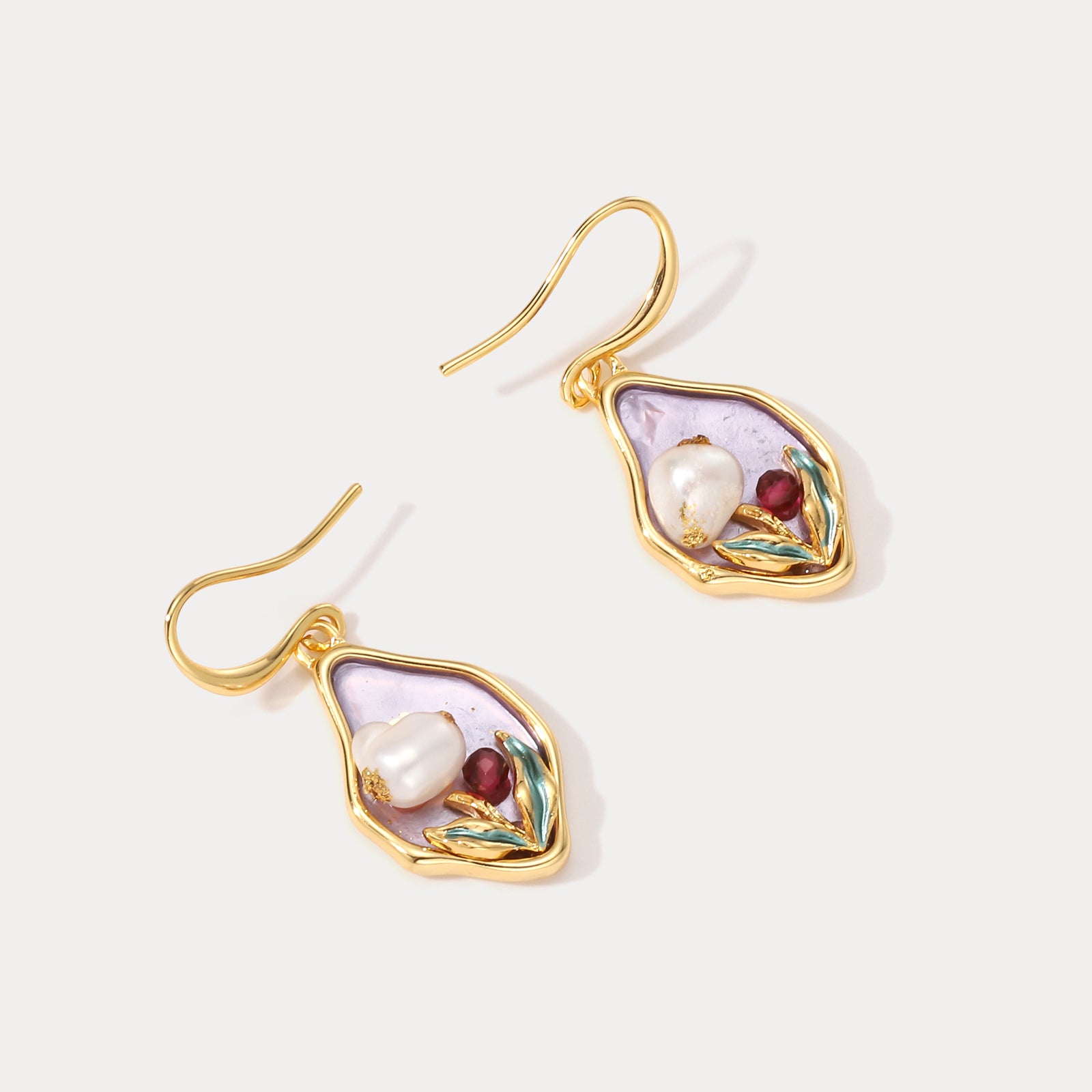 Lavender Tulip Pearl Earrings