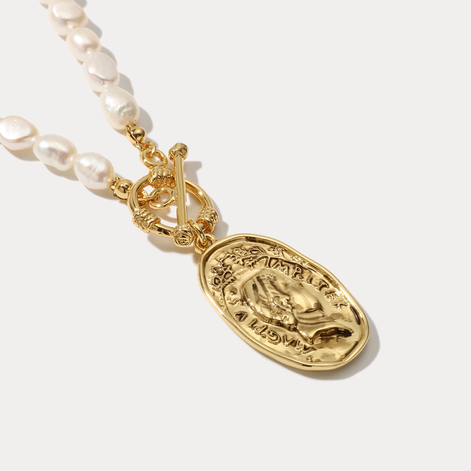 Gold Portrait Pendant Pearl Necklace Jewelry