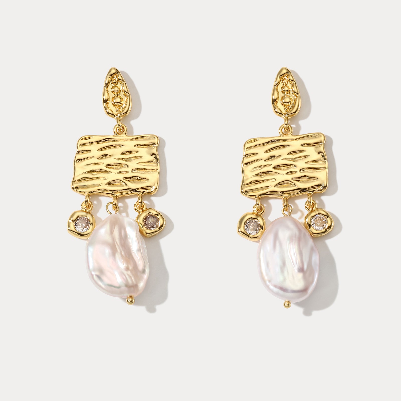 Selenichast Pearl Diamond Earrings