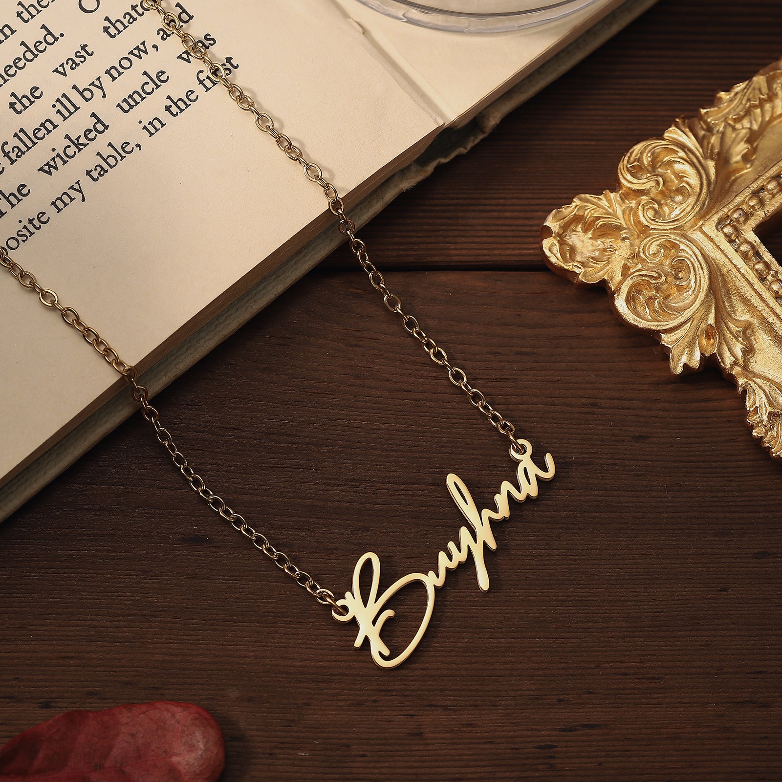 Custom Nameplate Chain Necklace
