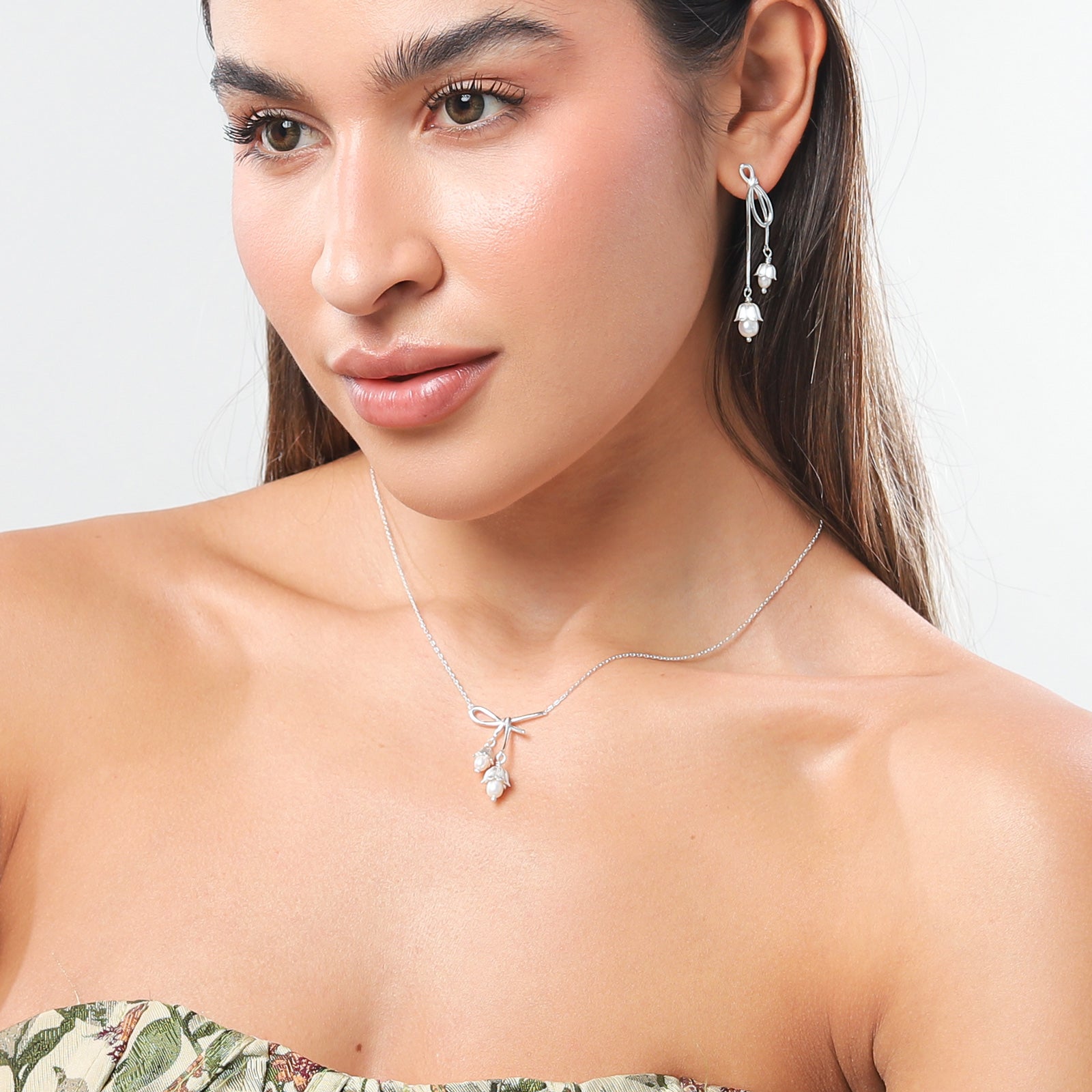 Silver Lily Of The Valley Bow Jewelry Set