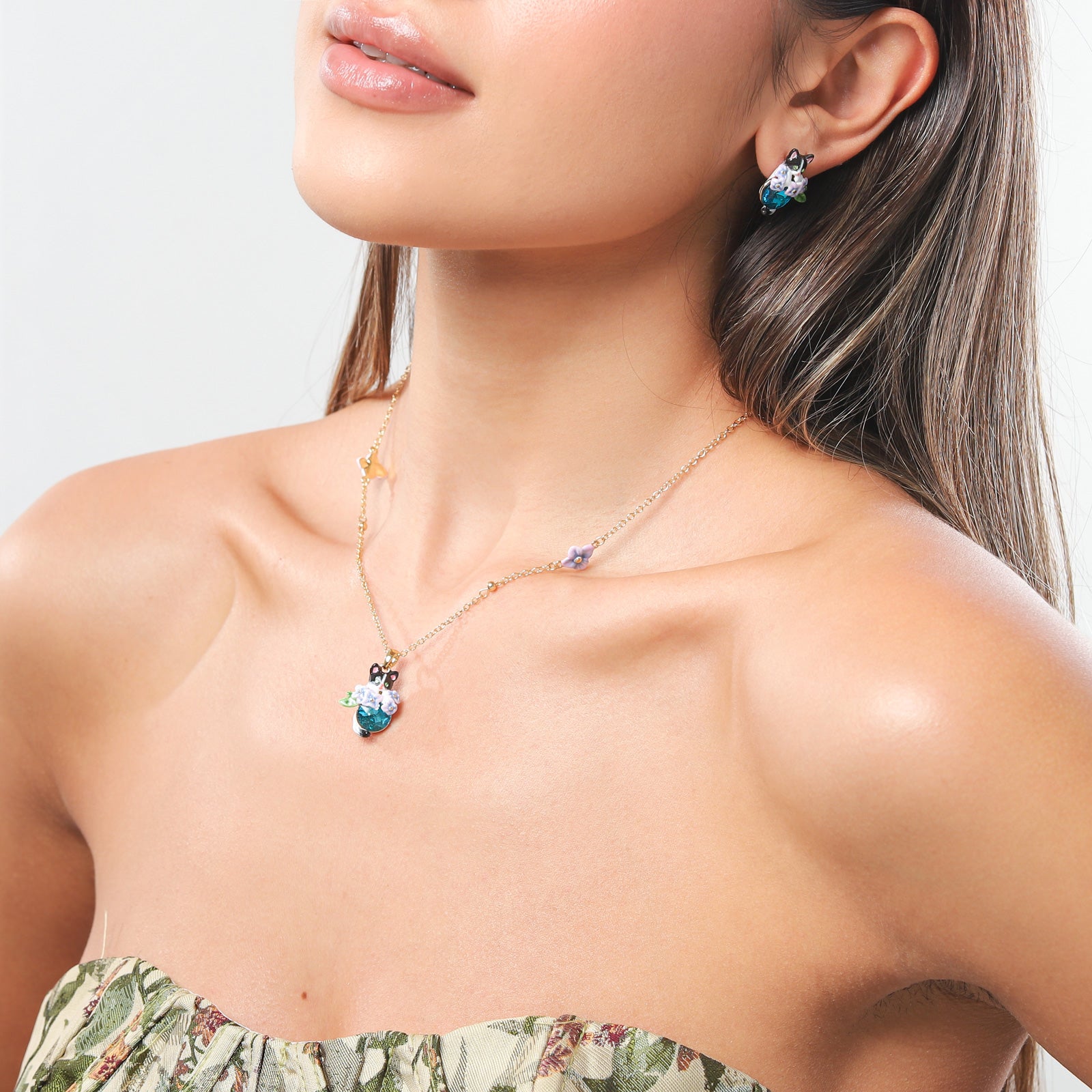 Kitten Sapphire Bloom Cute Necklace and Earrings