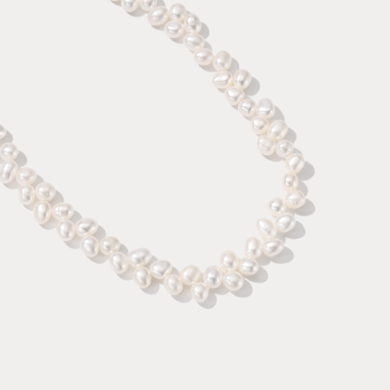 Interlaced Dainty Pearl Necklace
