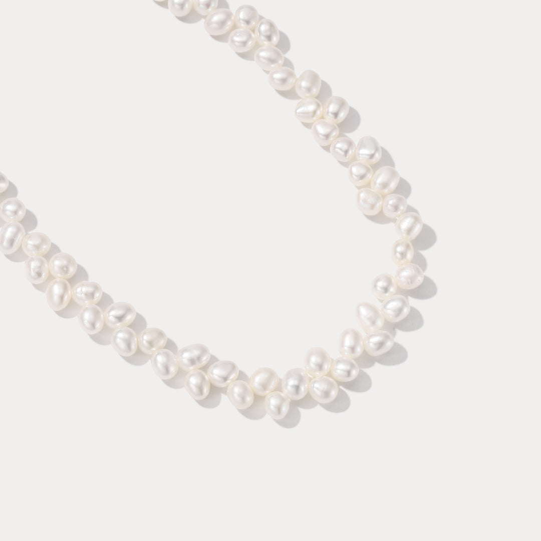 Interlaced Dainty Pearl Necklace