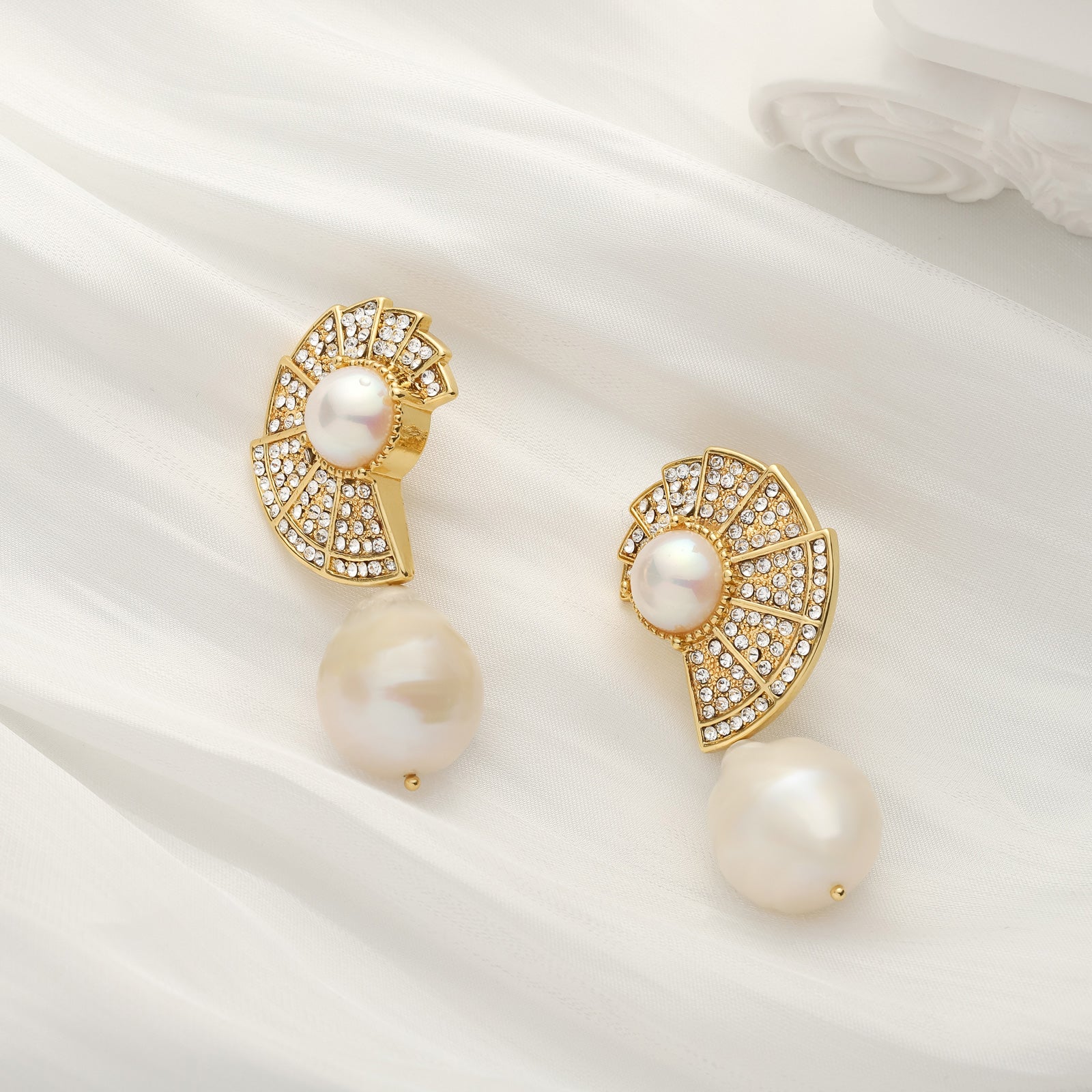 Shell Pearl Earrings Ocean Jewelry