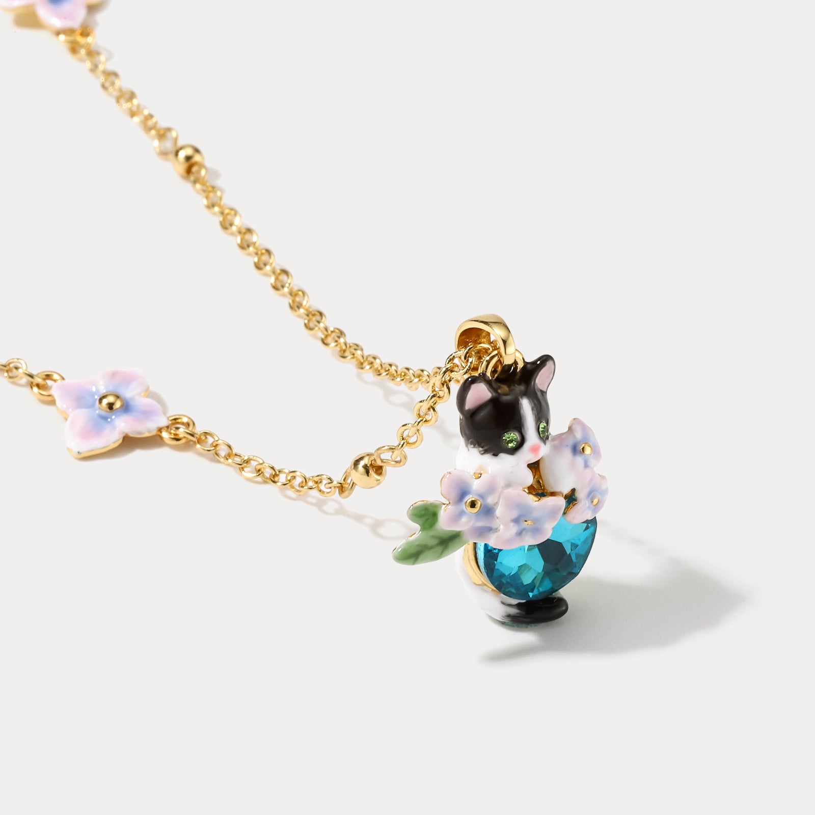 Kitten Sapphire Bloom Gold Chain Necklace