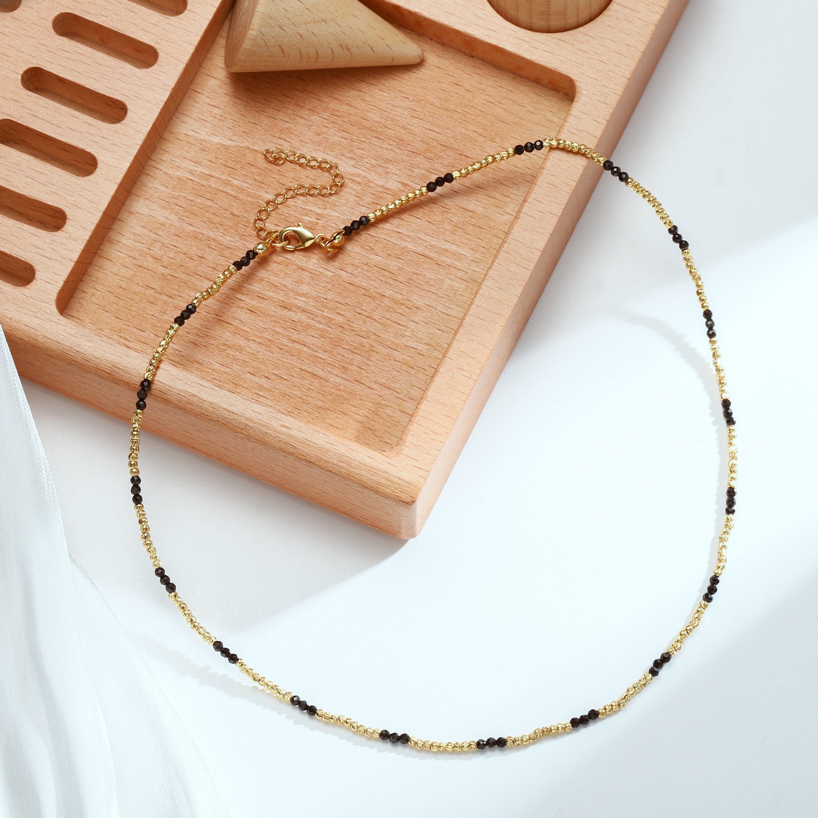 Black Spinel Thin Necklace