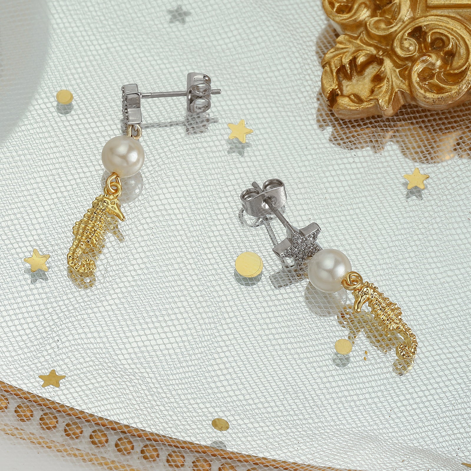 Seahorse Star Gold Earrings