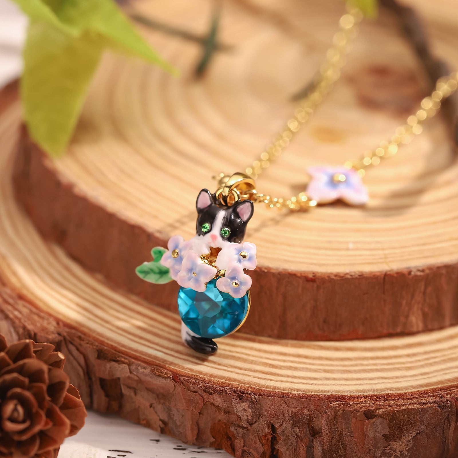 Kitten Sapphire Diamond Bloom Necklace