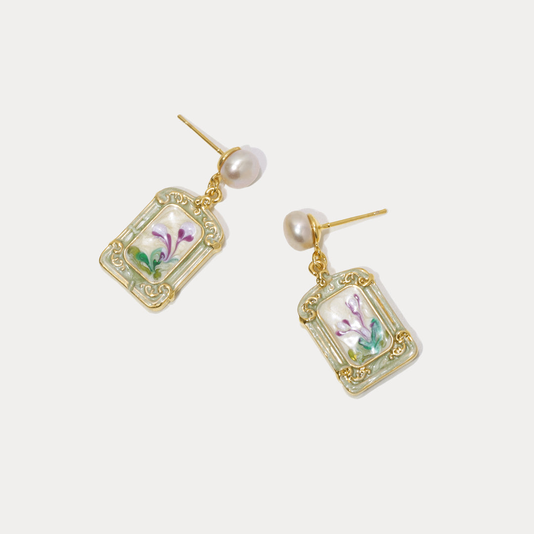 Iris Dangling Earrings