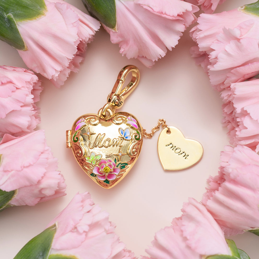 Selenichast Mom Heart Locket Necklace Mother's Gay Gifts for Mom