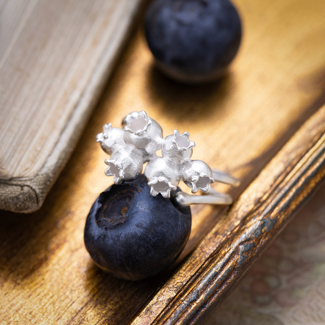 Selenichast Silver Ring Blueberry Ring