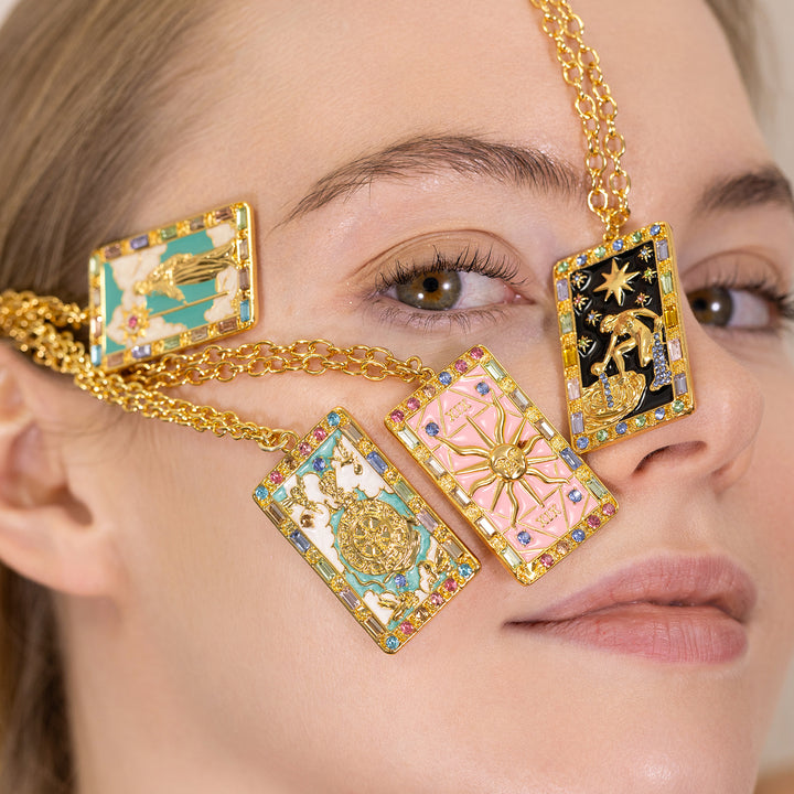 La collana dei tarocchi da sole