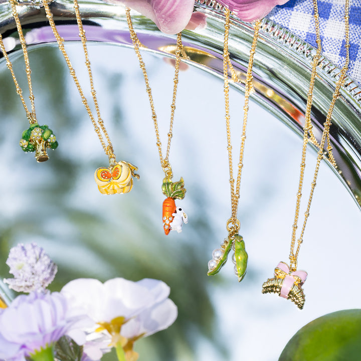 Pea Pod Necklace