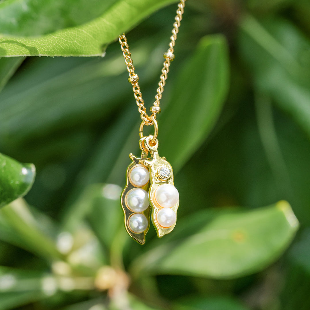 Pea Pod Necklace