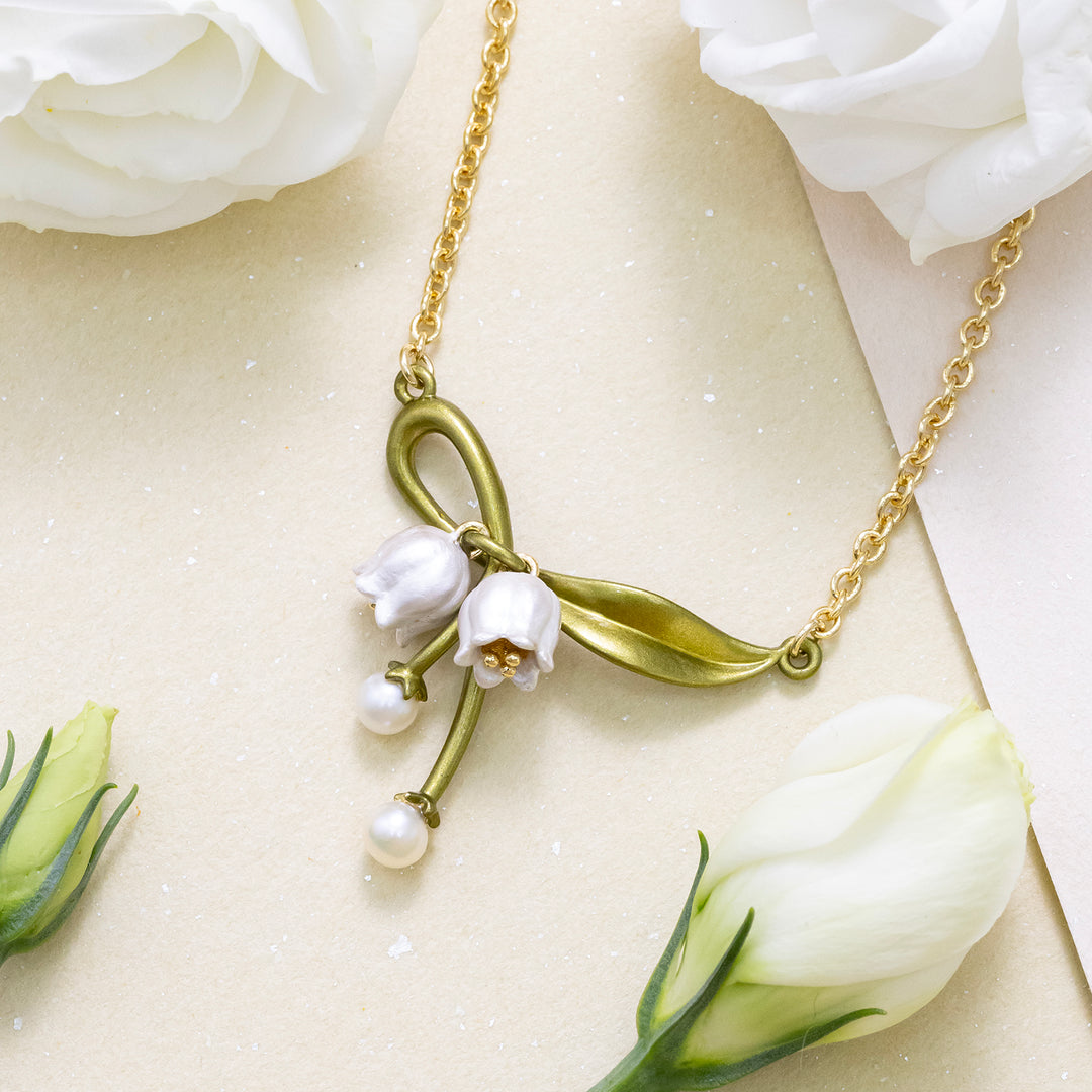 Lily of the valley Bow Necklace