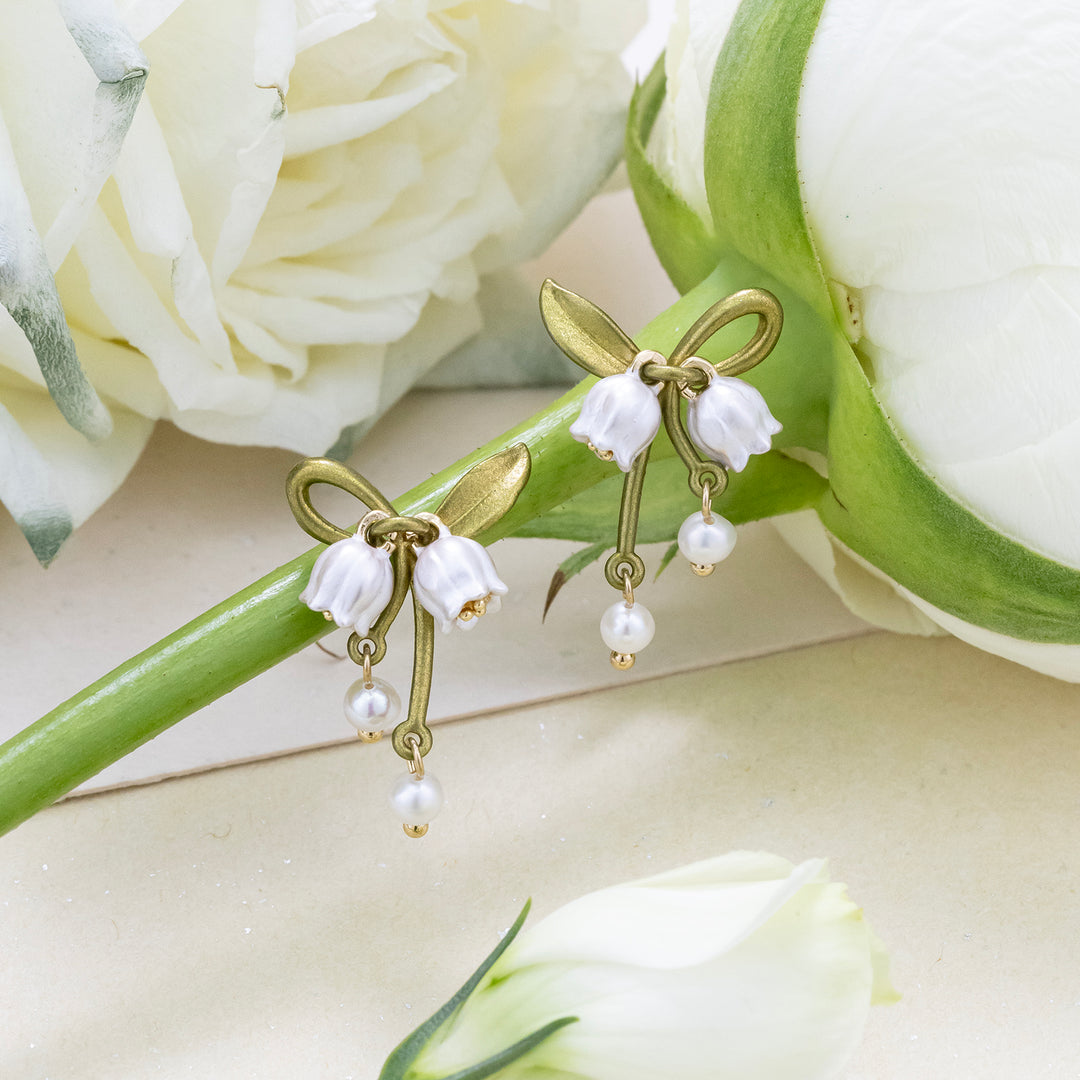 Lily of the valley Bow Earrings