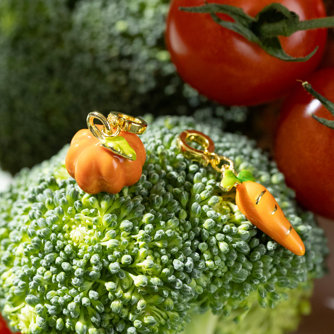 Carrot Charm