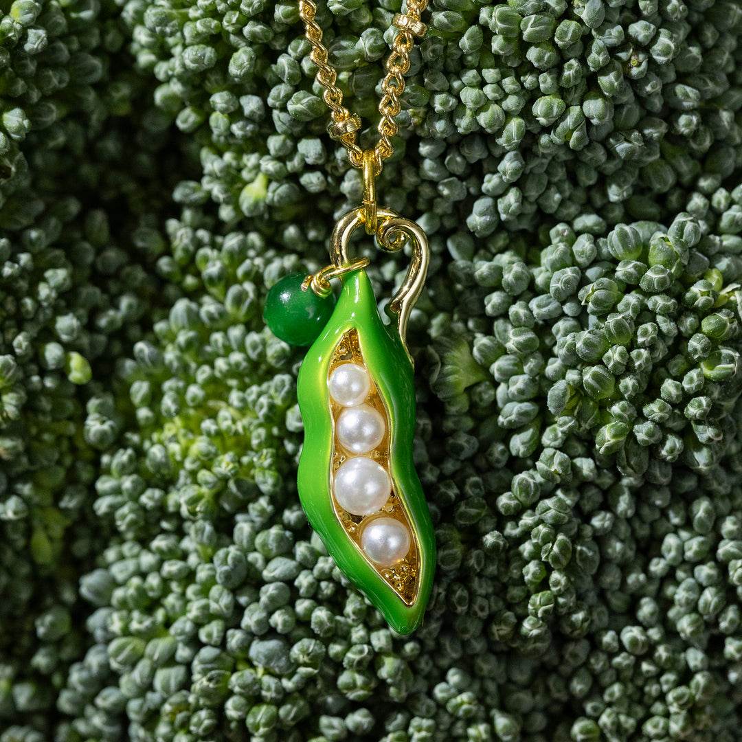 Pea Pod Necklace