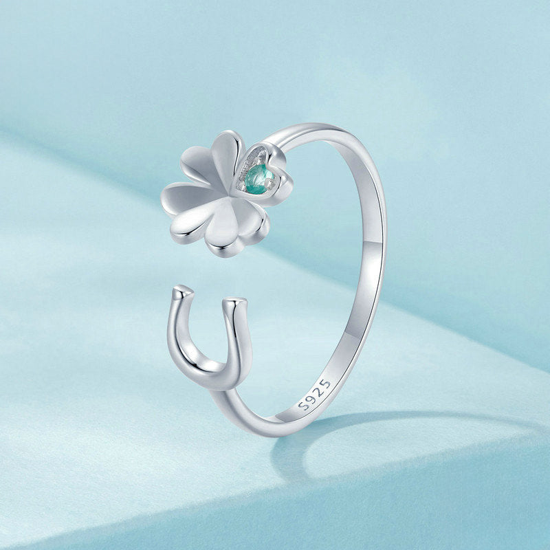 Clover Horseshoe Ring