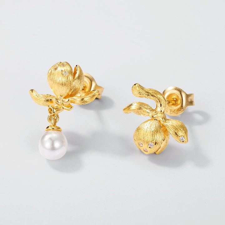 Vintage Flower Pearl Earrings