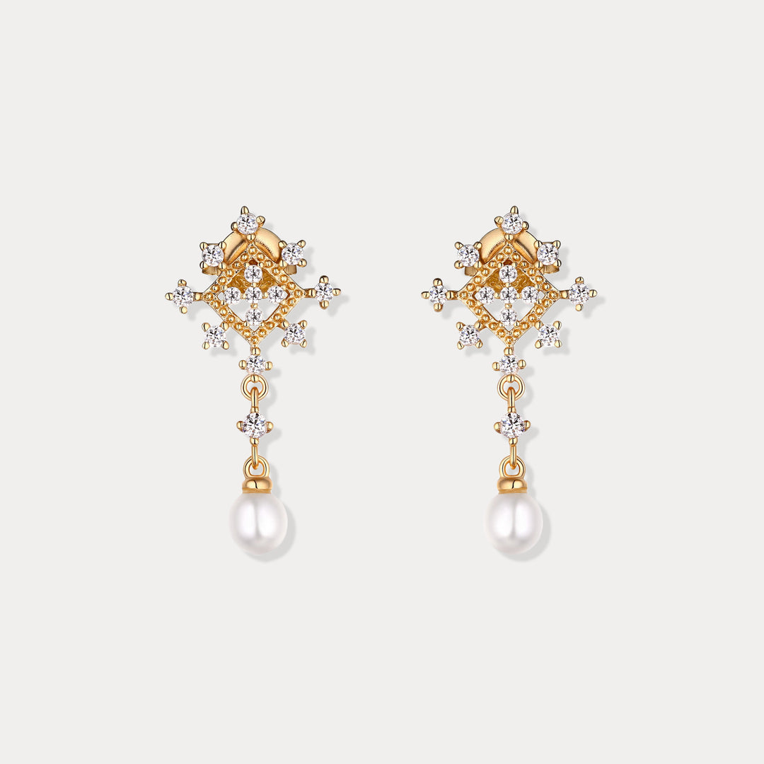 Selenichast Gold Snowflake Pearl Earrings